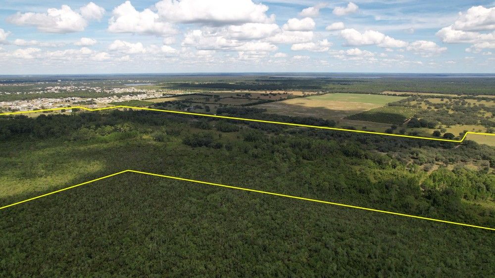 Lake Hatchineha Road Residential: 9500 Lake Hatchineha Rd, Haines City, FL 33844